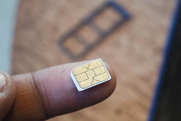 تماس با پشتیبانی برای استعلام سیم‌کارت رایتل