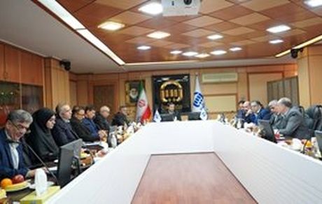 رونمایی رسمی از «بیمه مسئولیت دارندگان و سرویس‌کاران آسانسور»؛ پنجمین خدمت برخط بیمه آسیا