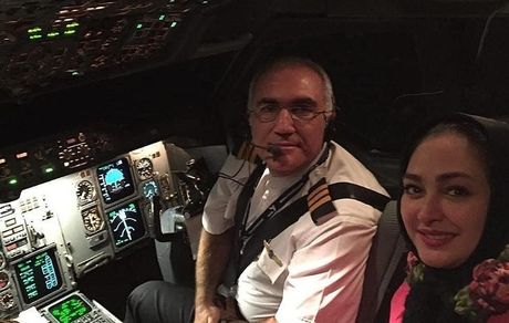 خلبان الهام حمیدی سفر خوشی را برای شما آرزو‌ میکند + عکس