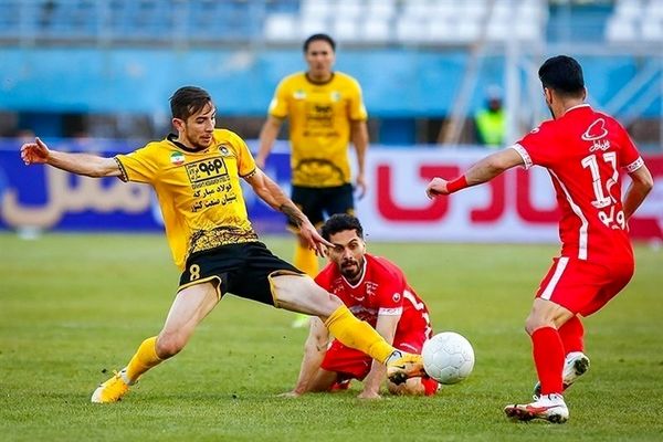  توافق فرشاد احمدزاده با باشگاه پرسپولیس