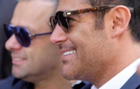 محمدرضا گلزار و تولد رفیقش + عکس