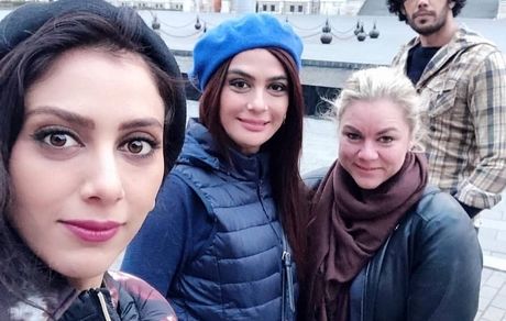 مونا و مارال فرجاد کلاه بسر در خارج + عکس
