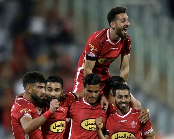 پرسپولیس به نایب قهرمانی نزدیک شد، شهر خودرو سقوط کرد