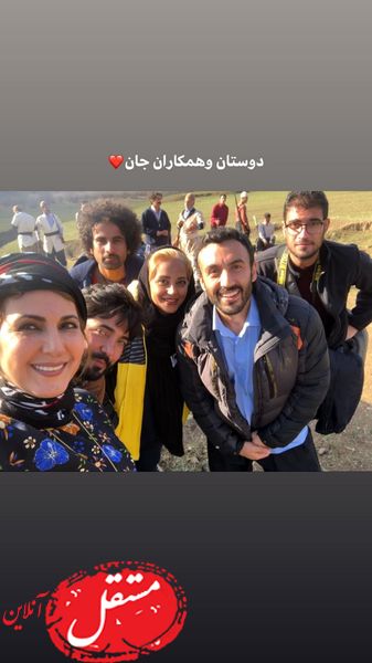 خانم بازیگر و پسرش هنگام فیلمبرداری + عکس