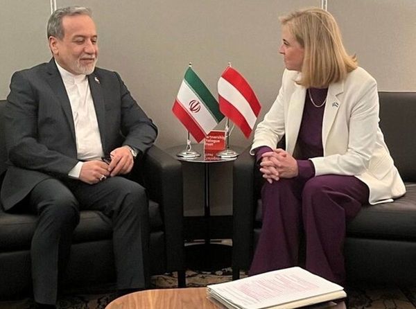 آمادگی اتریش برای مساعدت در ارتباط با حل و فصل پرونده هسته‌ای ایران