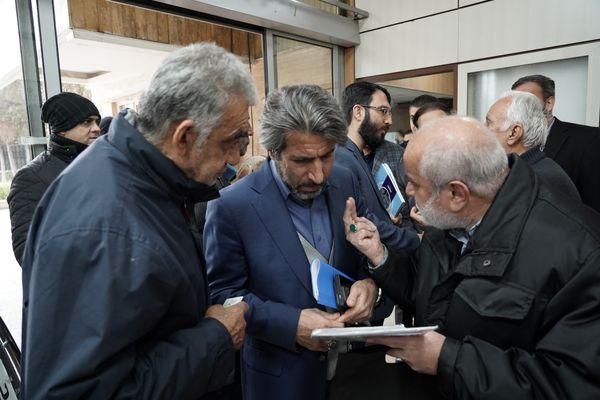 مدیرعامل صندوق پاسخگوی مردم در میز خدمت وزارت تعاون