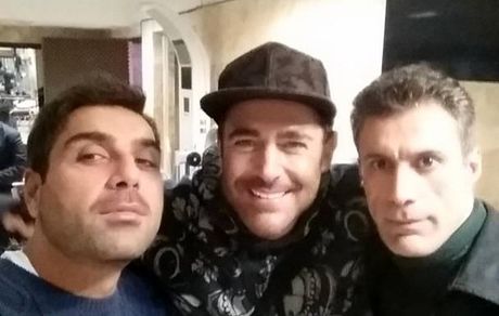 عکس محمدرضا گلزار در کنار قهرمان جهان 