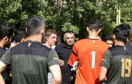 تمرین استقلال در حضور محبی و غیبت قایدی