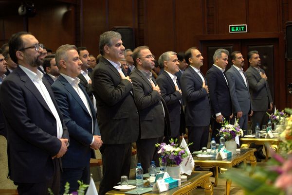 همایش سراسری مدیران بانک قرض‌الحسنه مهر ایران برگزار شد