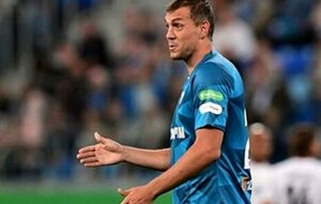 باورم نمی‌شود، سردار آزمون به من پاس داد