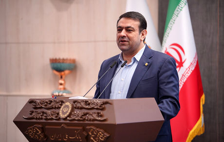 مدیرعامل بانک ملی ایران: حوزه ارزی بانک در مسیر تحول و نوآوری / توانمندی‌های فنی و IT شعب خارج از کشور به داخل منتقل می‌شود