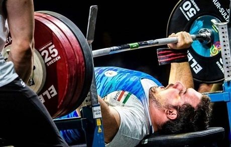 رستمی: می‌خواهم در توکیو هم طلا بگیرم، هم رکورد بزنم 