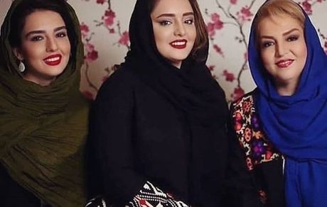 ستایش در کنار مادر و خواهرش + عکس