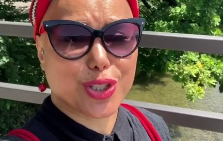 سرطان خانم بازیگر در سوئیس + عکس