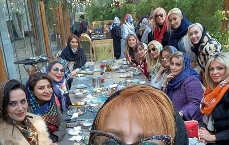 بهاره رهنما در دورهمی دوستانش + عکس