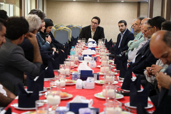 خبر خوش مدیرعامل فولاد هرمزگان در زمینه توسعه زیرساخت‌های ورزشی هرمزگان؛ مجموعه ورزشی ساحلی بین‌المللی فولاد هرمزگان احداث می‌شود