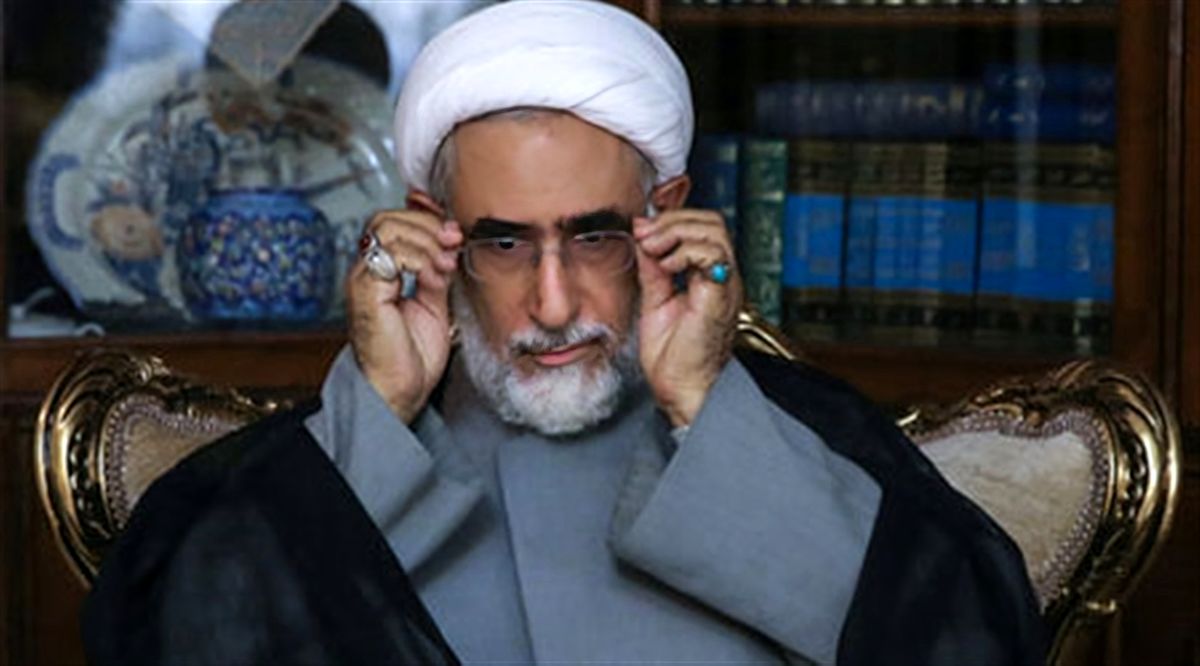 رسول منتجب‌نیا: مصباح یزدی را با جت فالکون از این استان به آن استان می‌بردند!