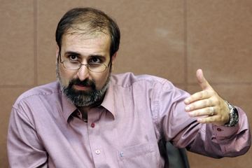 احمدی نژاد خودش را بوریس یلتسین می داند!