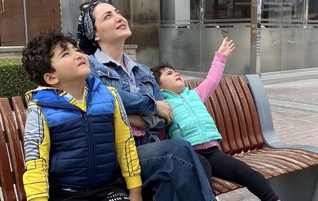 شیلا خداداد با بچه هاش در پارک + عکس