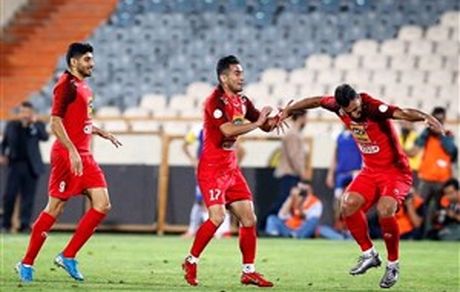 هافبک پرسپولیس دیدار با استقلال را از دست داد 