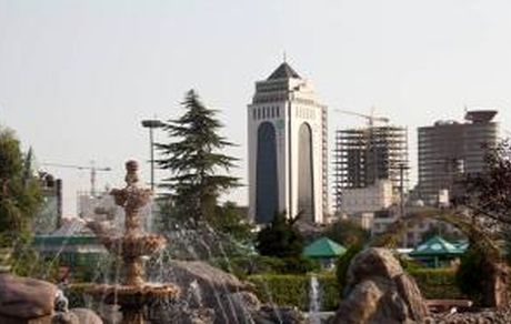 حمایت بانک توسعه صادرات ایران از صادرات غیرنفتی؛ تقویت تولید ملی و حضور در بازارهای جهانی