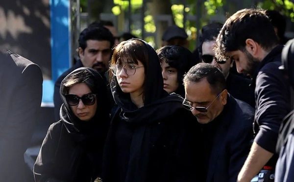 استوری جنجالی دختر داریوش مهرجویی؛ درخواست متفاوت درباره حکم قاتلان