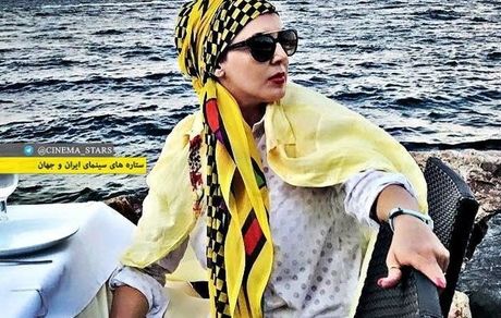 عکس لیلا بلوکات در قایق تفریحی روی آب 