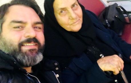 شهرام قائدی در کنار مادرش + عکس