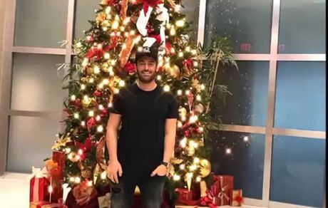 درخت کریسمس زیبای گلزار + عکس