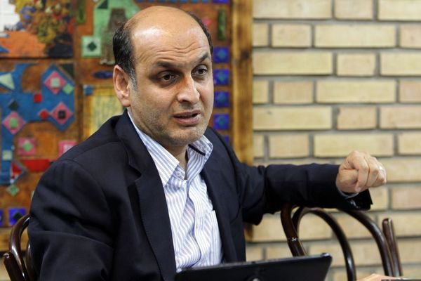 هادی حق شناس: اگر نجنبیم، با بحران هایی بسیار عمیق رودررو خواهیم شد