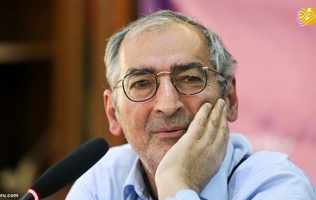 زیباکلام: همه با نگرانی میپرسند آیا جنگ میشود یا نه؟ اما...