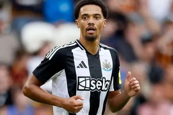 بمب پرسپولیس وارد تهران شد