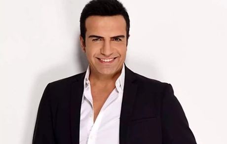 یک خواننده مشهور تارهای صوتی‌اش را عمل کرد