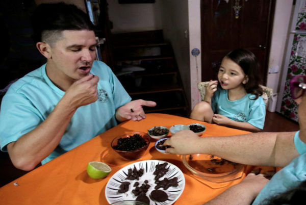 سوسک و جیرجیرک جایگزین گوشت شدند! + عکس