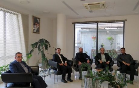 سرپرست معاونت حقوقی و وصول مطالبات بانک صنعت و معدن از مدیریت استانی این بانک بازدید کرد