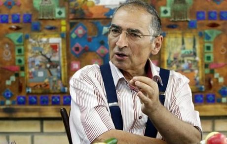 زیباکلام: چرا با وجود گزینش و مچ‌گیری، بازهم فساد مدیران زیاد است؟