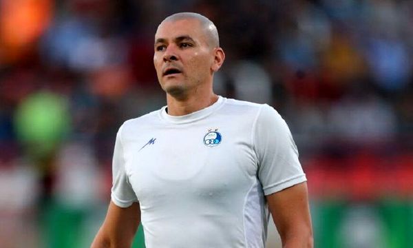 سیلوا پاسخی به استقلال نداده است