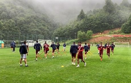 حرف های در گوشی در مورد اردوی پرسپولیس در ترکیه 