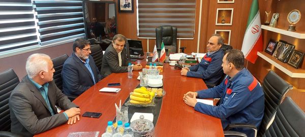 تعامل سازنده فولاد اکسین و سازمان فنی‌ و حرفه‌ای برای توانمند سازی نیروی کار