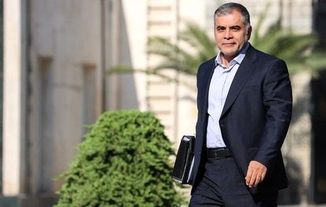 سرگردانی ۴۰ میلیون بشکه نفت ایران روی آب‌ها؟
