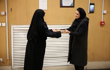 تقدیر از همکاران خانم همزمان با سال روز ولادت حضرت فاطمه زهرا (س) و روز زن