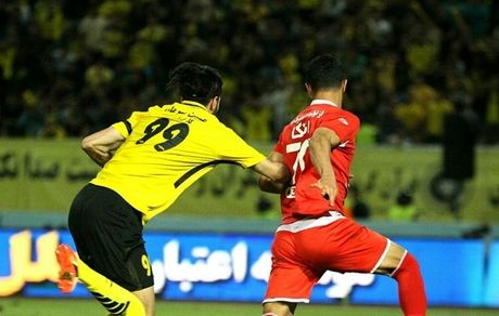 عنوان تعلیقی از مقابل پرسپولیس و سپاهان برداشته و اضافه شد!+عکس