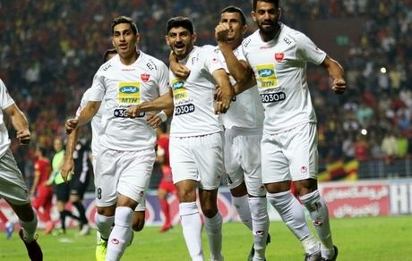 پنجعلی: پرسپولیس نیاز به دو مهاجم دارد 