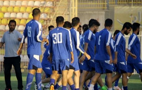 مسجد سلیمانی ها از 3 بازیکن تراکتور تجلیل کردند