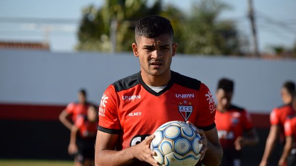 قدم نورسیده مهاجم موردنظر پرسپولیس +عکس