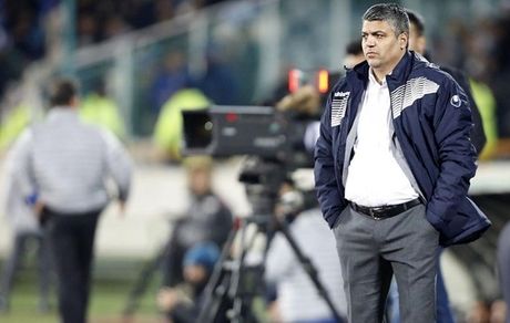 همدانی: استراماچونی تا قبل از بازی با سپاهان می‌آید