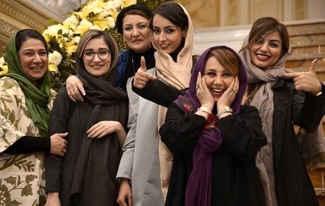 جمع دوستانه خانم بازیگر + عکس