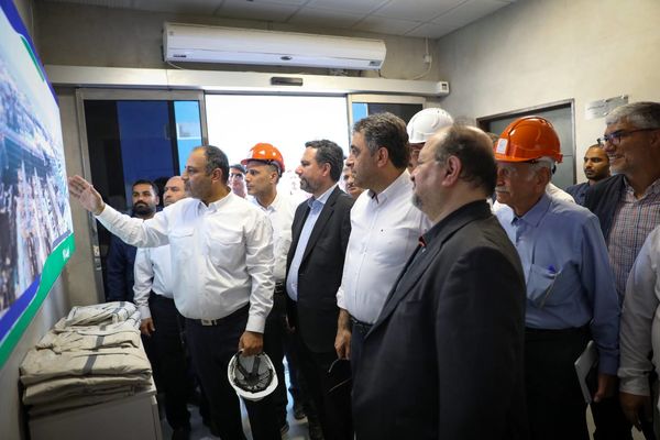 طرح صدف خلیج فارس باید امسال به بهره‌برداری برسد/ حتی یکساعت هم نباید به هیچ دلیلی وقفه ایجاد شود