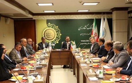 تفاهم نامه مشترک فی مابین بیمه ایران و بانک کشاورزی منعقد شد؛ آغاز فصل نوین همکاری دو نهاد اقتصادی در زیست بوم مالی کشور