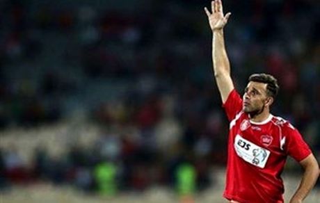 نوروزی به دنبال مطالباتش از پرسپولیس 